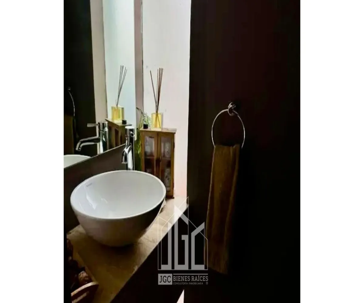 Casa En Venta,La Estancia,Calle Félix Mendelson 5753, Zapopan, Jalisco 45037, 3 Habitaciones,3 Baños,Calle Félix Mendelson,3,p3GdZTG