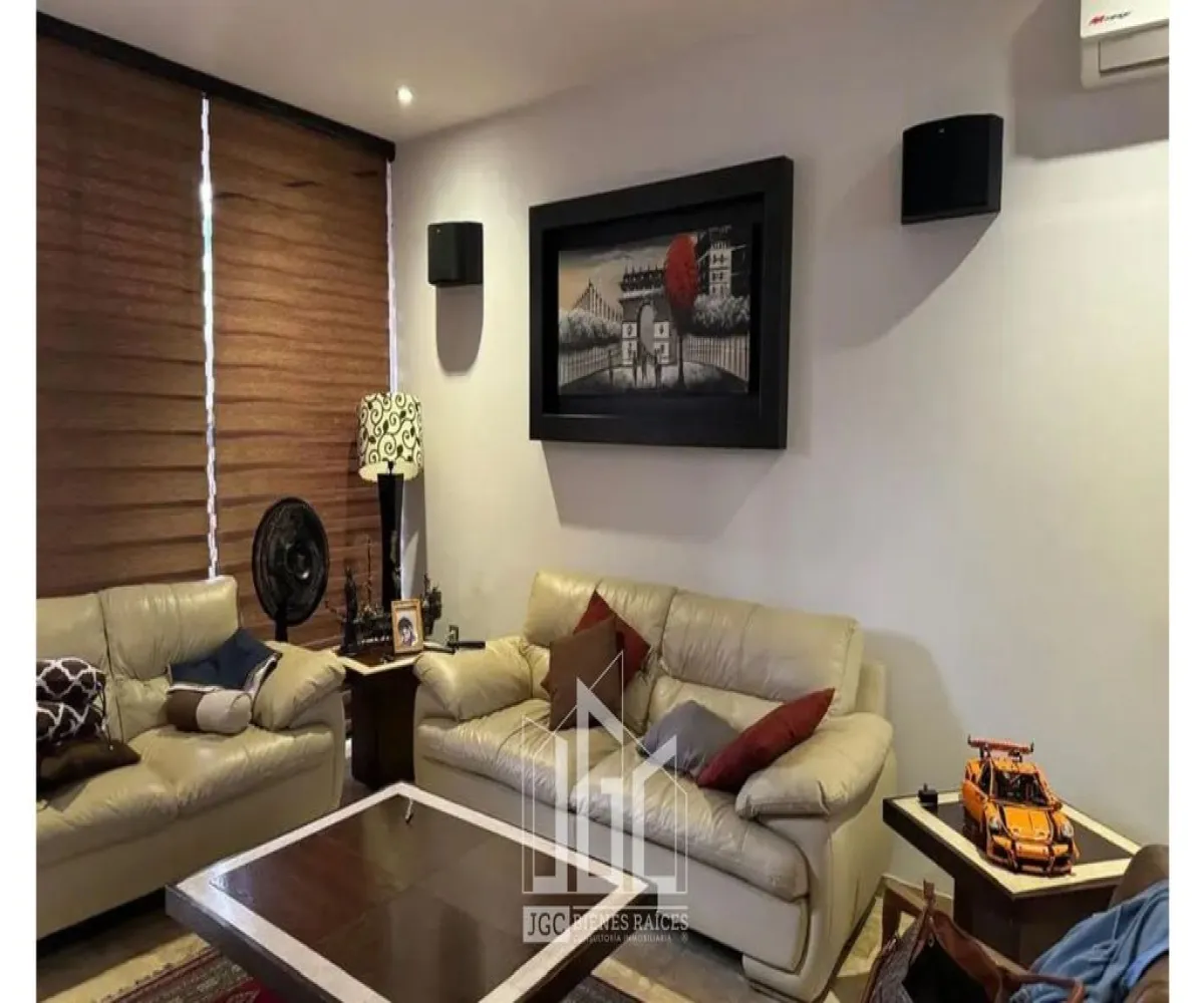 Casa En Venta,La Estancia,Calle Félix Mendelson 5753, Zapopan, Jalisco 45037, 3 Habitaciones,3 Baños,Calle Félix Mendelson,3,p3GdZTG