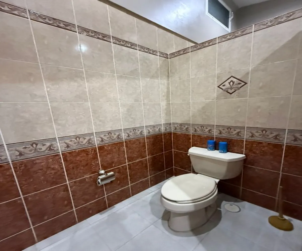 Casa En Venta,Virreyes,Paseo virreyes condolió 9 7, Zapopan, Jalisco 45117, 4 Habitaciones,4 Baños,Paseo virreyes ,4,pakfjZX