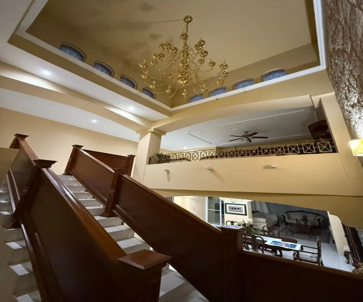 Casa En Venta,Virreyes,Paseo virreyes condolió 9 7, Zapopan, Jalisco 45117, 4 Habitaciones,4 Baños,Paseo virreyes ,4,pakfjZX