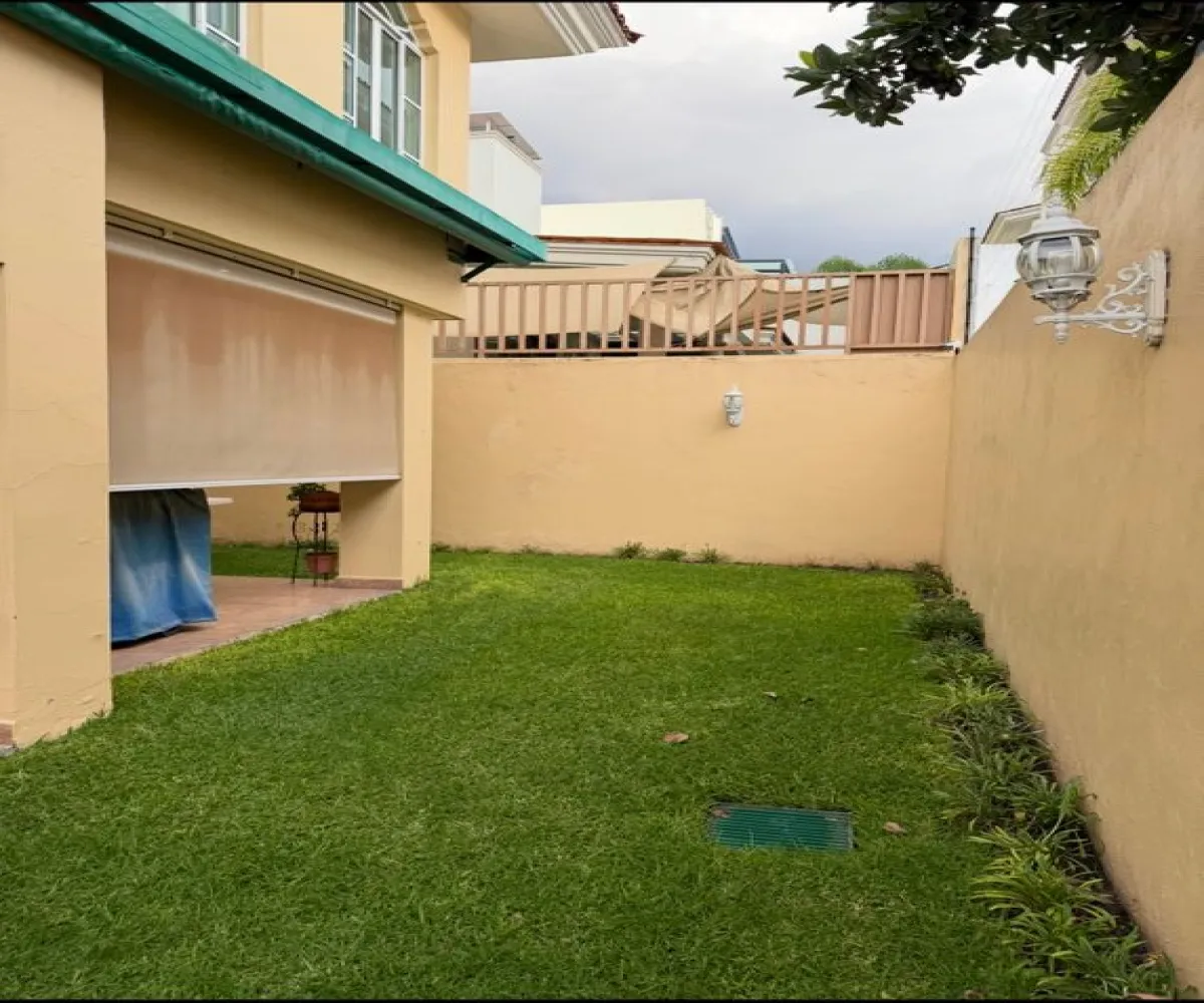 Casa En Venta,Virreyes,Paseo virreyes condolió 9 7, Zapopan, Jalisco 45117, 4 Habitaciones,4 Baños,Paseo virreyes ,4,pakfjZX