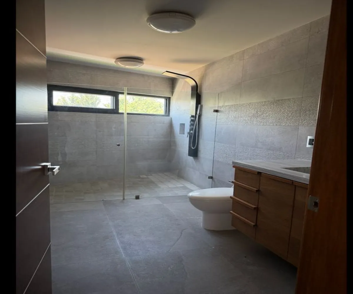 Casa En Venta,Valle Real,Paseo Valle Real S/N, Zapopan, Jalisco 45019, 4 Habitaciones,4 Baños,Paseo Valle Real,1,pwKkiHZ