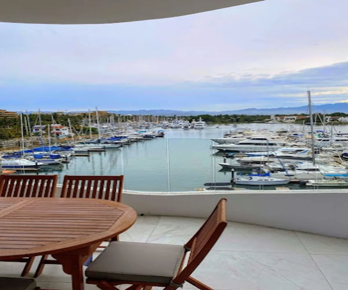 Departamento En Venta,La Marina,Paseo de la Marina 72, Puerto Vallarta, Jalisco 63735, 2 Habitaciones,2 Baños,Paseo de la Marina ,10,pEAoldx