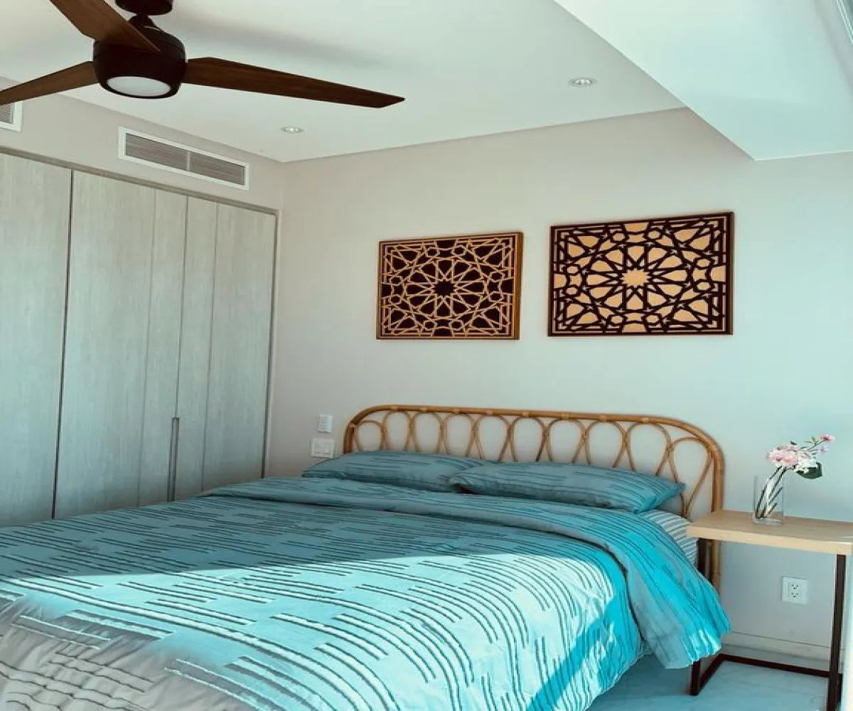 Departamento En Venta,La Marina,Paseo de la Marina 72, Puerto Vallarta, Jalisco 63735, 2 Habitaciones,2 Baños,Paseo de la Marina ,10,pEAoldx