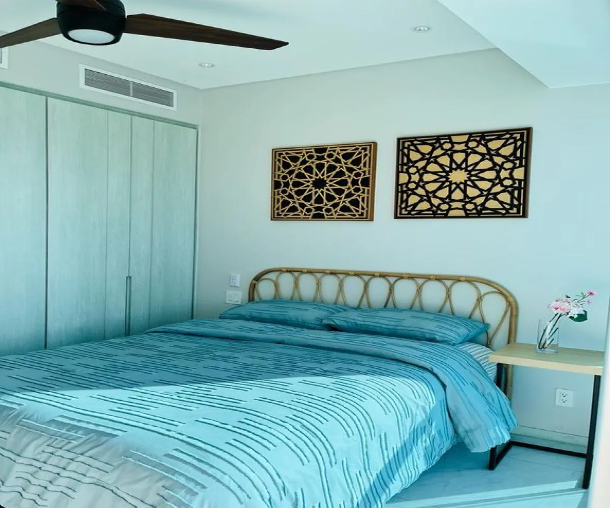 Departamento En Venta,La Marina,Paseo de la Marina 72, Puerto Vallarta, Jalisco 63735, 2 Habitaciones,2 Baños,Paseo de la Marina ,10,pEAoldx