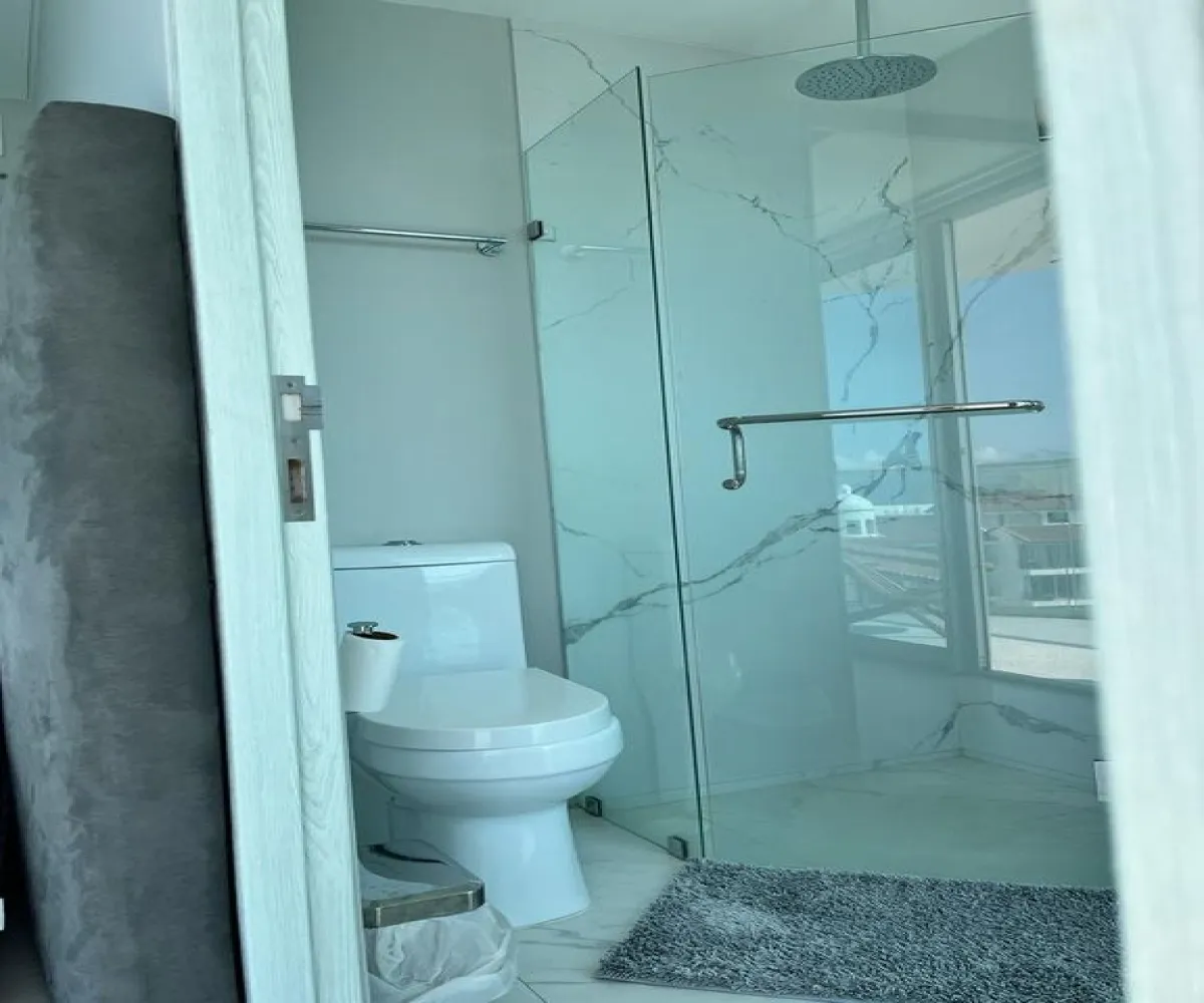 Departamento En Venta,La Marina,Paseo de la Marina 72, Puerto Vallarta, Jalisco 63735, 2 Habitaciones,2 Baños,Paseo de la Marina ,10,pEAoldx