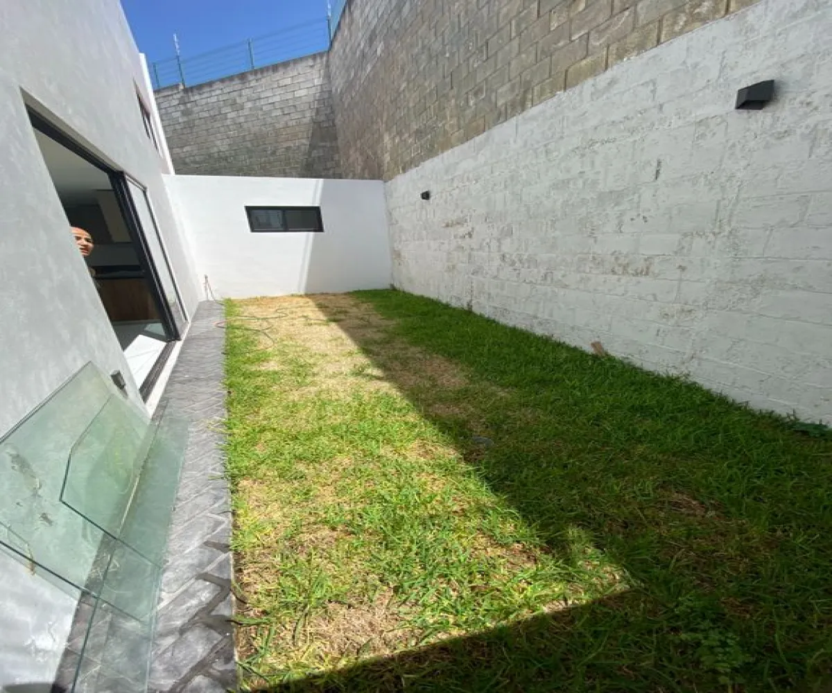 Casa En Venta,Zapopan,Avenida D S/N, Zapopan, Jalisco 45134, 4 Habitaciones,4 Baños,Avenida D,3,pNokAv5