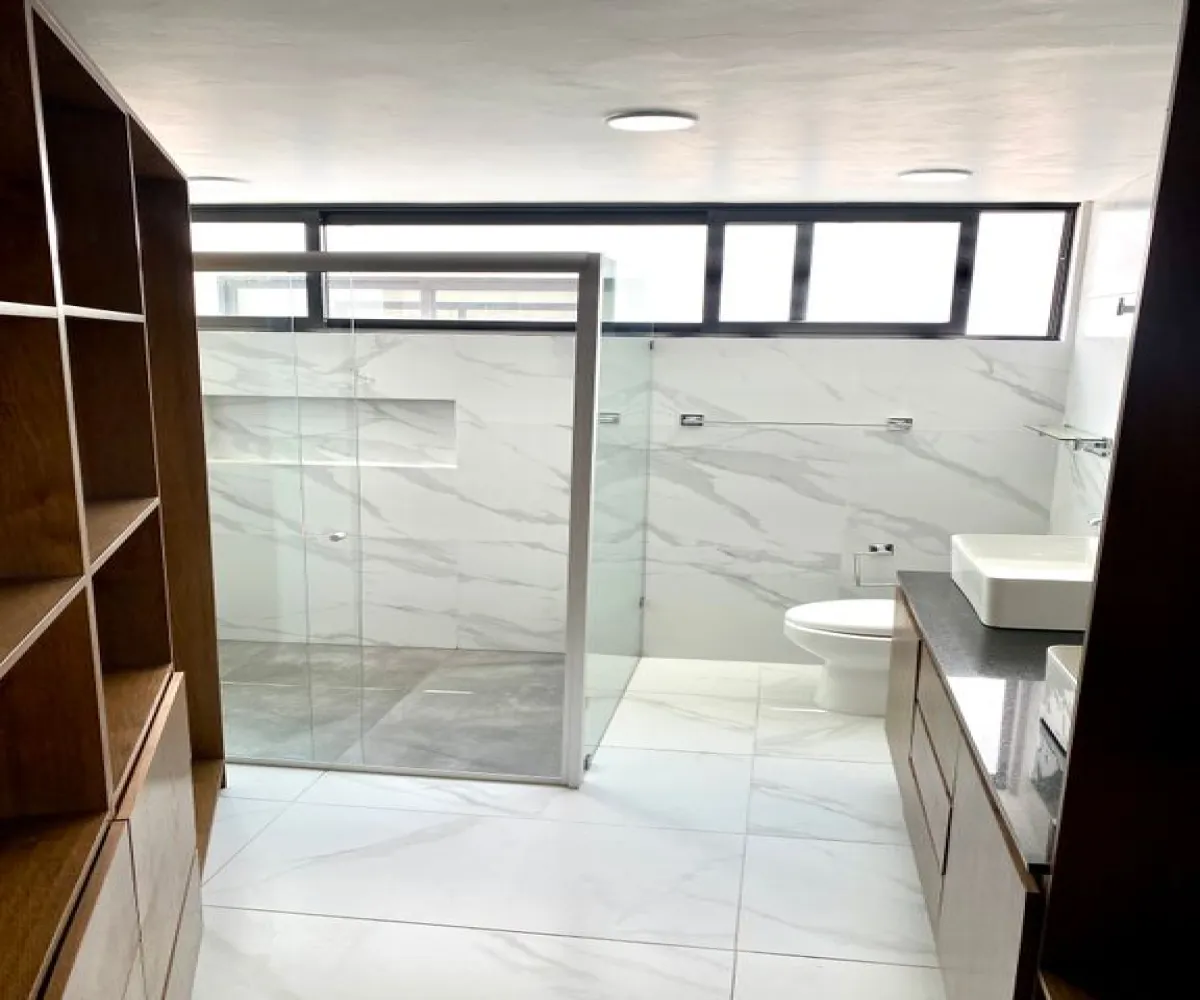 Casa En Venta,Zapopan,Avenida D S/N, Zapopan, Jalisco 45134, 4 Habitaciones,4 Baños,Avenida D,3,pNokAv5