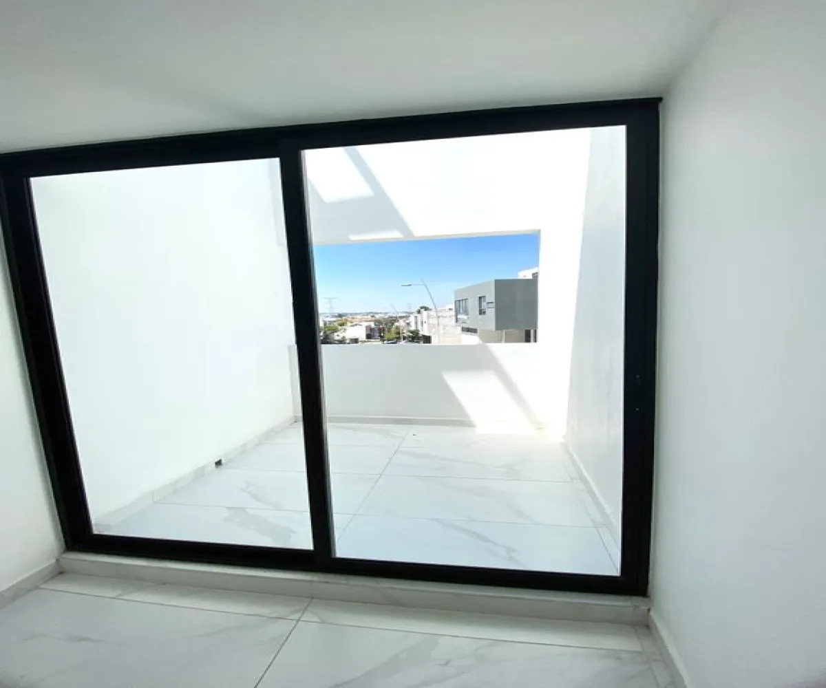 Casa En Venta,Zapopan,Avenida D S/N, Zapopan, Jalisco 45134, 4 Habitaciones,4 Baños,Avenida D,3,pNokAv5