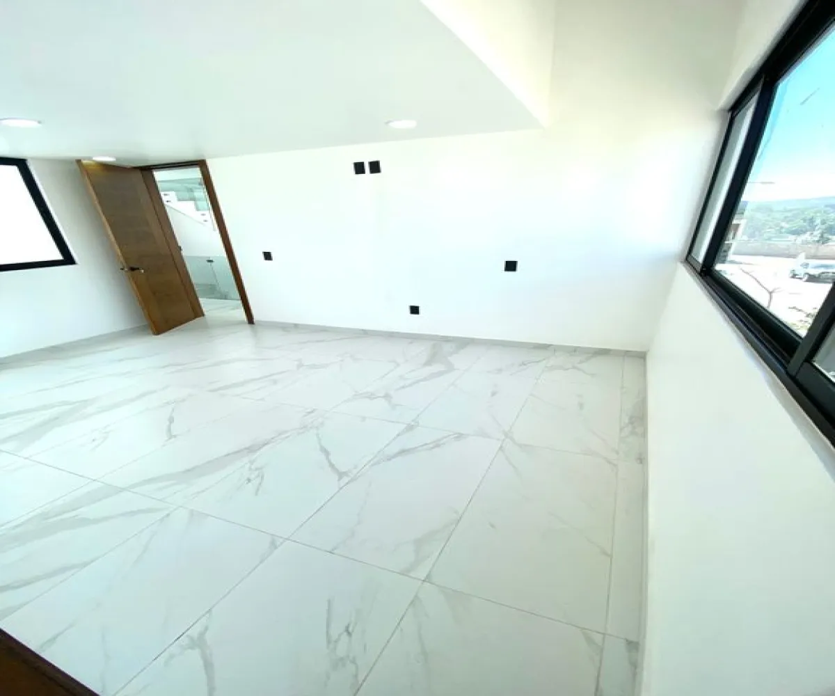 Casa En Venta,Zapopan,Avenida D S/N, Zapopan, Jalisco 45134, 4 Habitaciones,4 Baños,Avenida D,3,pNokAv5