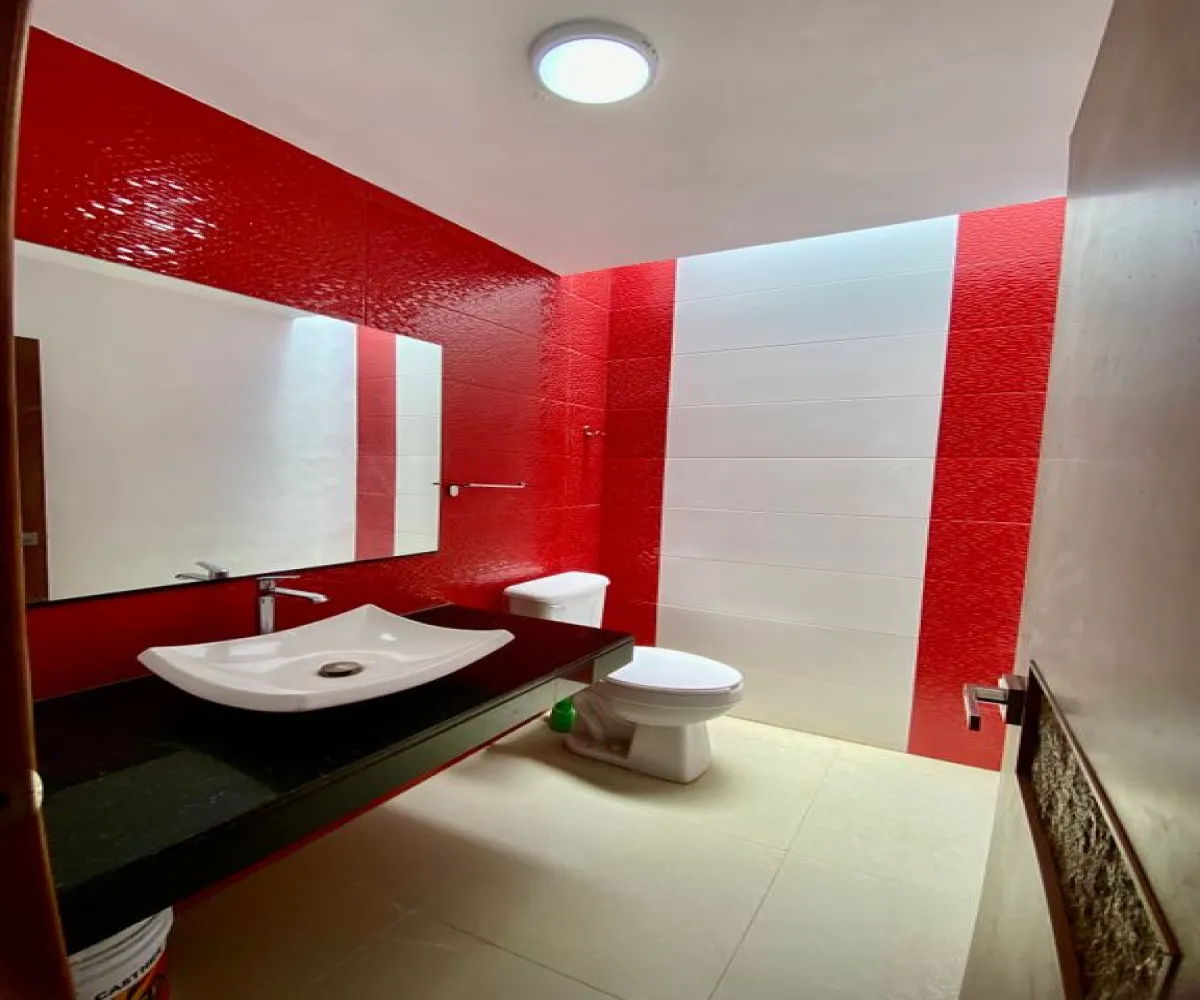 Casa En Venta,Lomas De Guadalupe,Calle Santo Tomás de Aquino 4048, Zapopan, Jalisco 45038, 4 Habitaciones,5 Baños,Calle Santo Tomás de Aquino,2,pQCVcBE