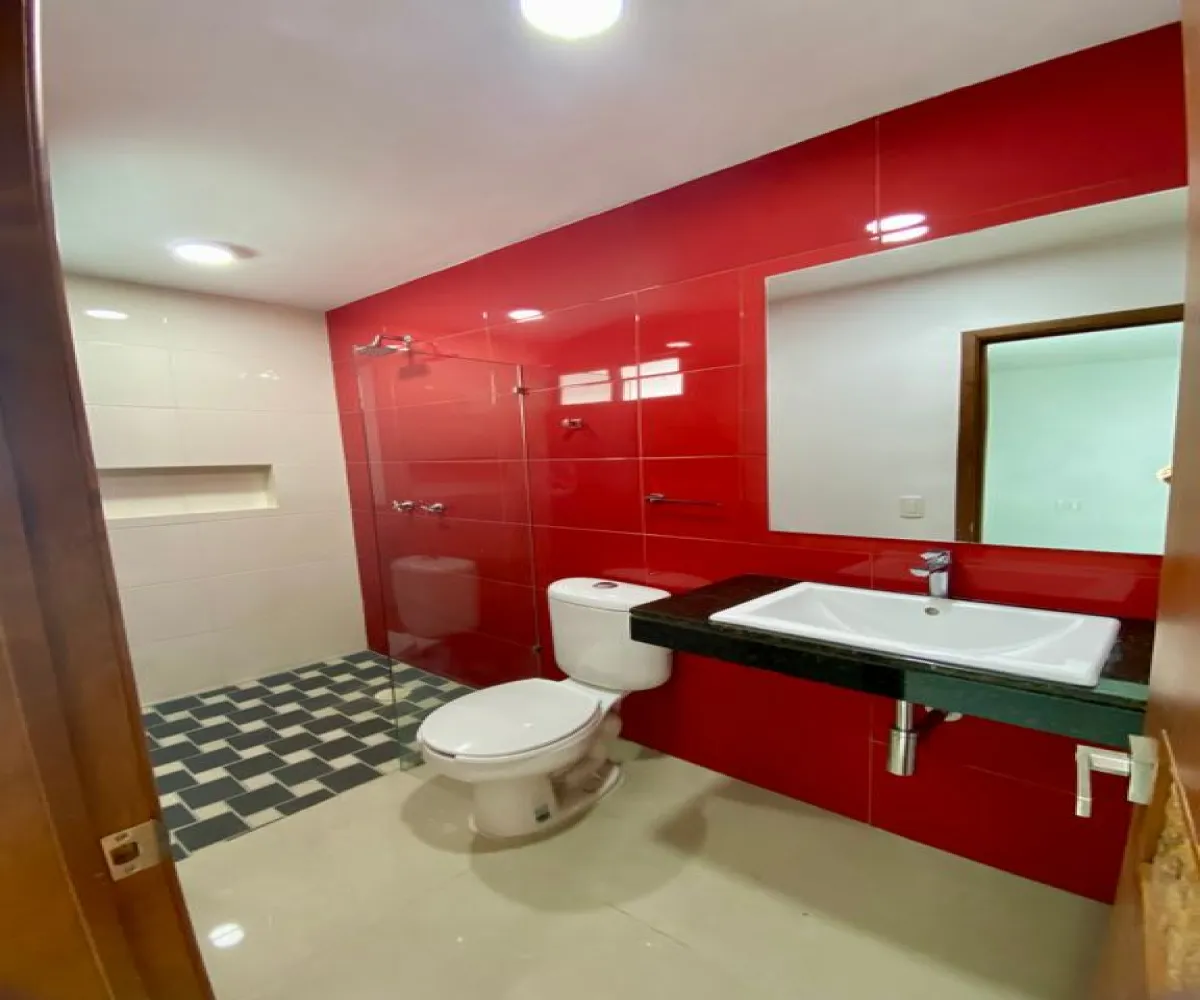 Casa En Venta,Lomas De Guadalupe,Calle Santo Tomás de Aquino 4048, Zapopan, Jalisco 45038, 4 Habitaciones,5 Baños,Calle Santo Tomás de Aquino,2,pQCVcBE