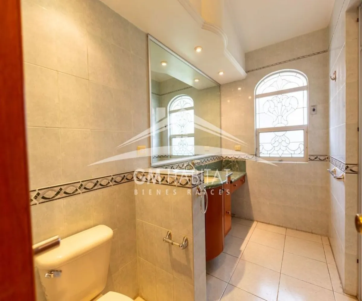 Casa En Venta,Villa Coral,Av Las Palmas 200 200 133, Zapopan, Jalisco 45169, 3 Habitaciones,3 Baños,Av Las Palmas 200 ,2,pXT1RO7