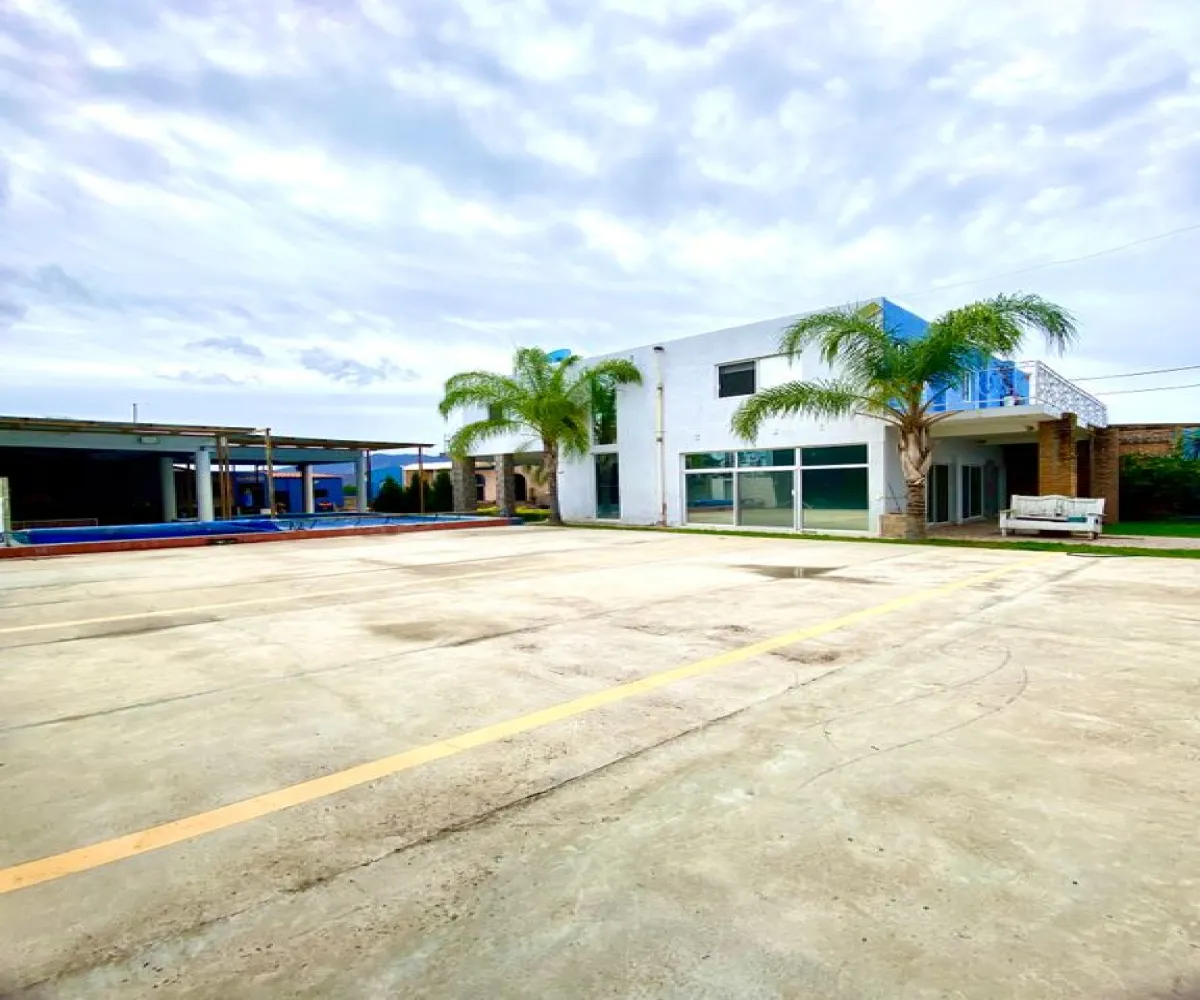 En Venta,Cajititlan,El Potrro de La Segunda Ampliación 34 2, Tlajomulco de Zúñiga, Jalisco 45670, 5 Habitaciones,3 Baños,El Potrro de La Segunda Ampliación ,2,pYNKotD