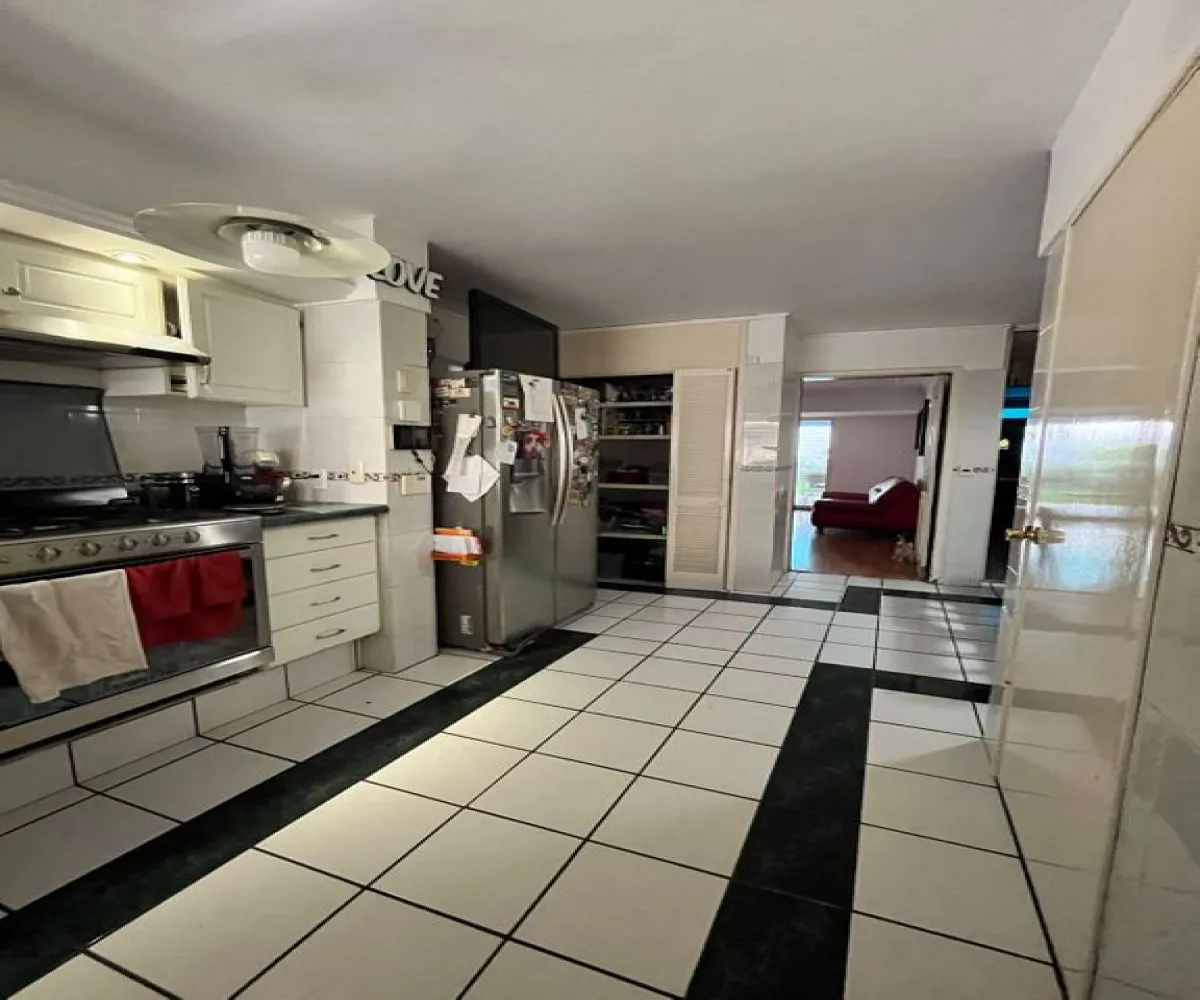 Casa En Venta,Jardines del Bosque,Calle Orión 1155, Guadalajara, Jalisco 44520, 3 Habitaciones,2 Baños,Calle Orión,2,pWLpmsh