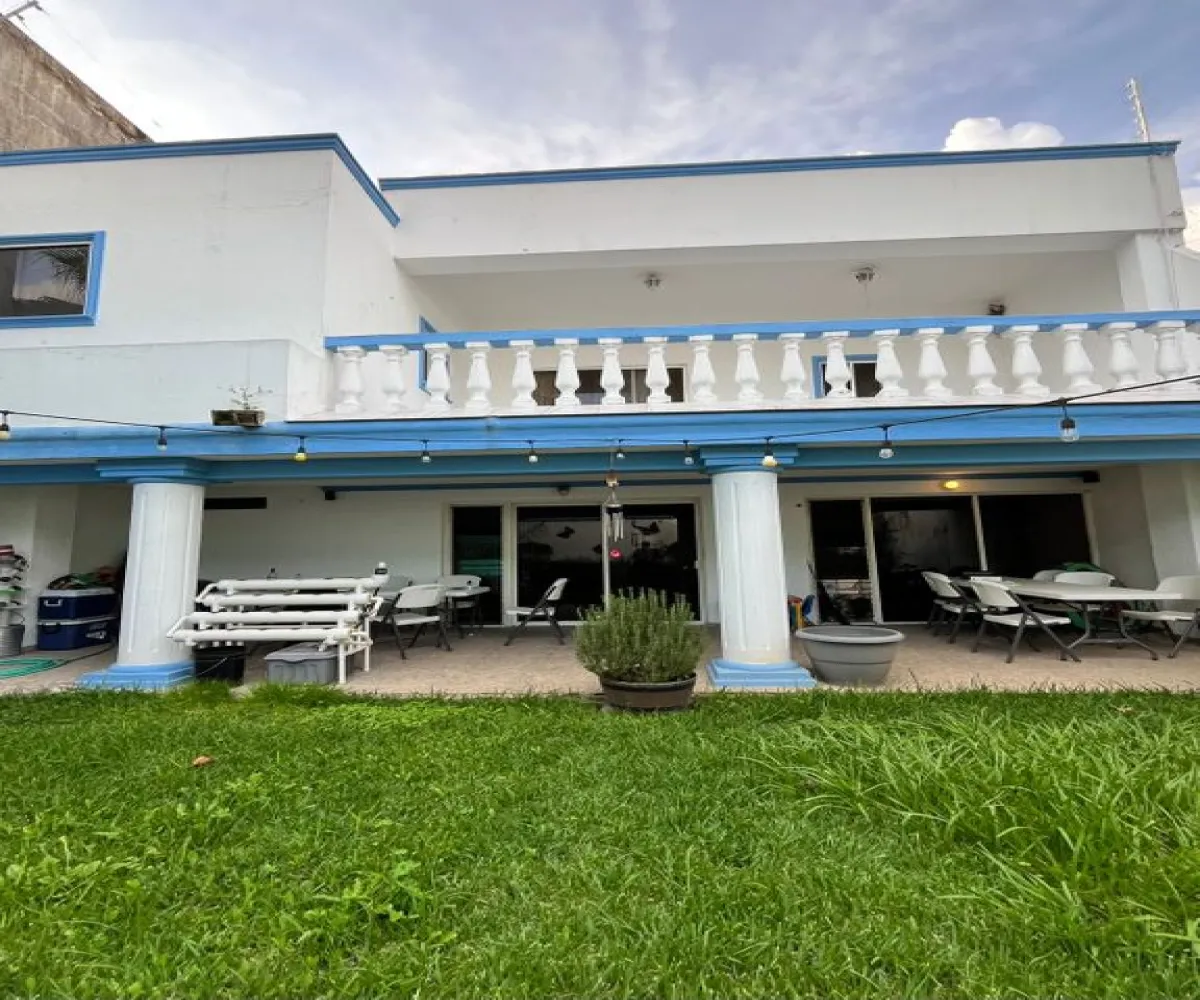 Casa En Venta,Jardines del Bosque,Calle Orión 1155, Guadalajara, Jalisco 44520, 3 Habitaciones,2 Baños,Calle Orión,2,pWLpmsh