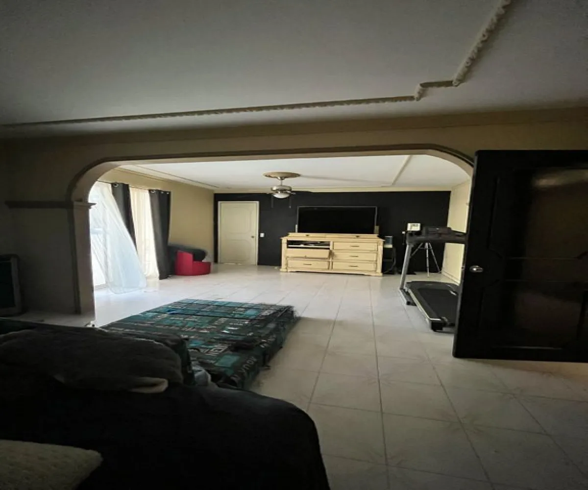 Casa En Venta,Jardines del Bosque,Calle Orión 1155, Guadalajara, Jalisco 44520, 3 Habitaciones,2 Baños,Calle Orión,2,pWLpmsh