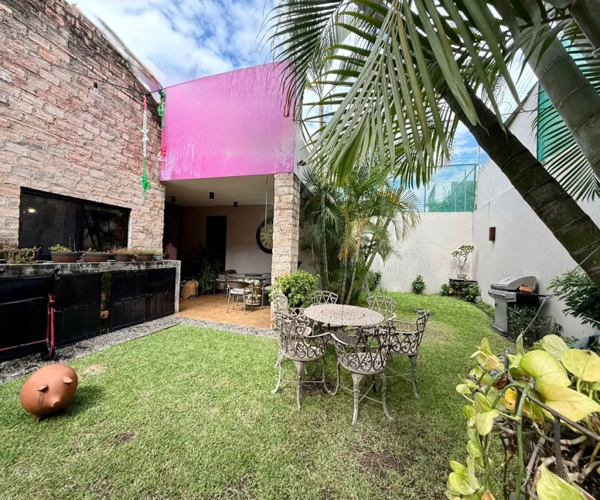 Casa En Venta,Chapalita Oriente,Parque Juan Diego 191, Zapopan, Jalisco 45040, 3 Habitaciones,3 Baños,Parque Juan Diego,2,p3Fq0L6