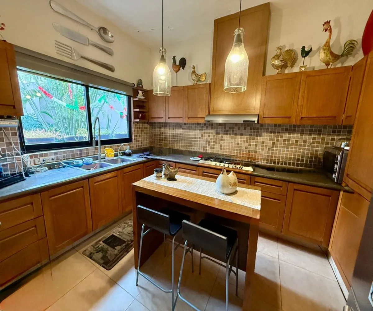 Casa En Venta,Chapalita Oriente,Parque Juan Diego 191, Zapopan, Jalisco 45040, 3 Habitaciones,3 Baños,Parque Juan Diego,2,p3Fq0L6