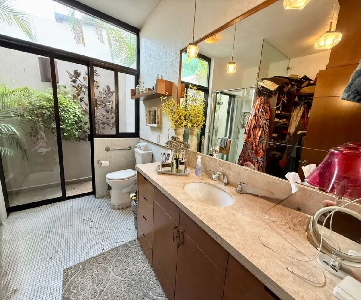 Casa En Venta,Chapalita Oriente,Parque Juan Diego 191, Zapopan, Jalisco 45040, 3 Habitaciones,3 Baños,Parque Juan Diego,2,p3Fq0L6