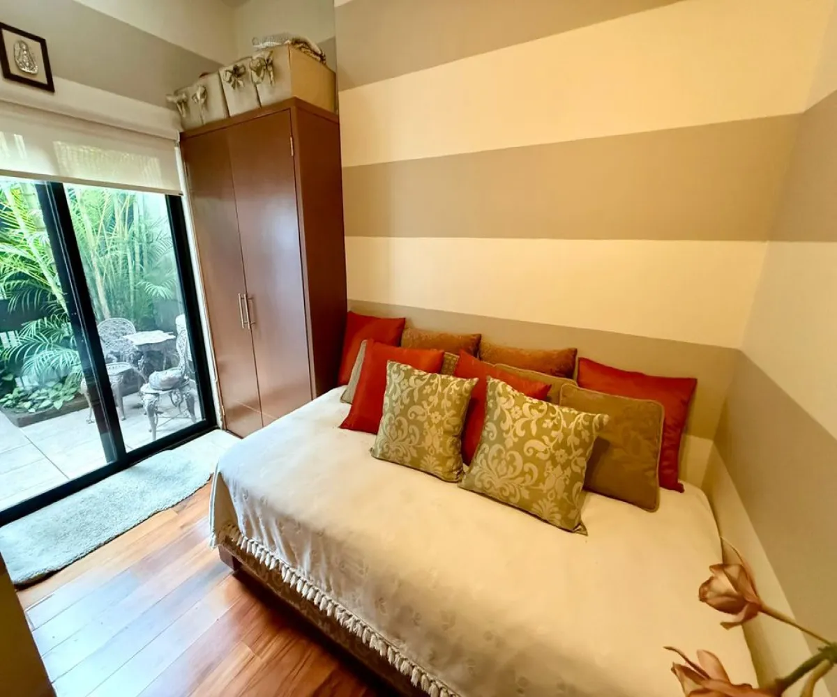 Casa En Venta,Chapalita Oriente,Parque Juan Diego 191, Zapopan, Jalisco 45040, 3 Habitaciones,3 Baños,Parque Juan Diego,2,p3Fq0L6