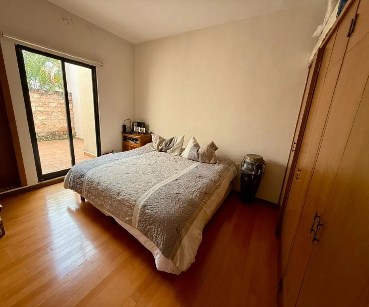 Casa En Venta,Chapalita Oriente,Parque Juan Diego 191, Zapopan, Jalisco 45040, 3 Habitaciones,3 Baños,Parque Juan Diego,2,p3Fq0L6