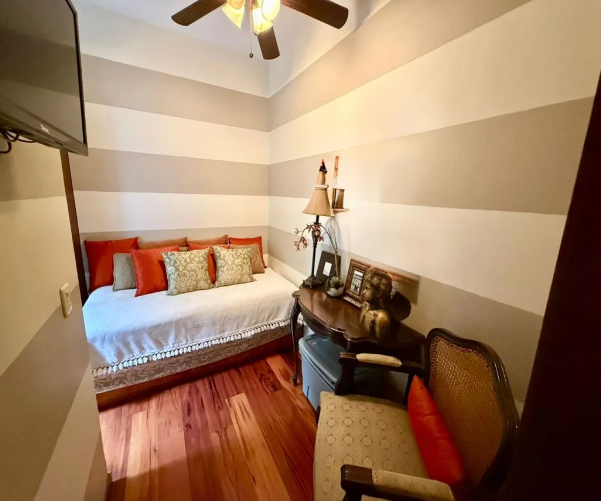 Casa En Venta,Chapalita Oriente,Parque Juan Diego 191, Zapopan, Jalisco 45040, 3 Habitaciones,3 Baños,Parque Juan Diego,2,p3Fq0L6