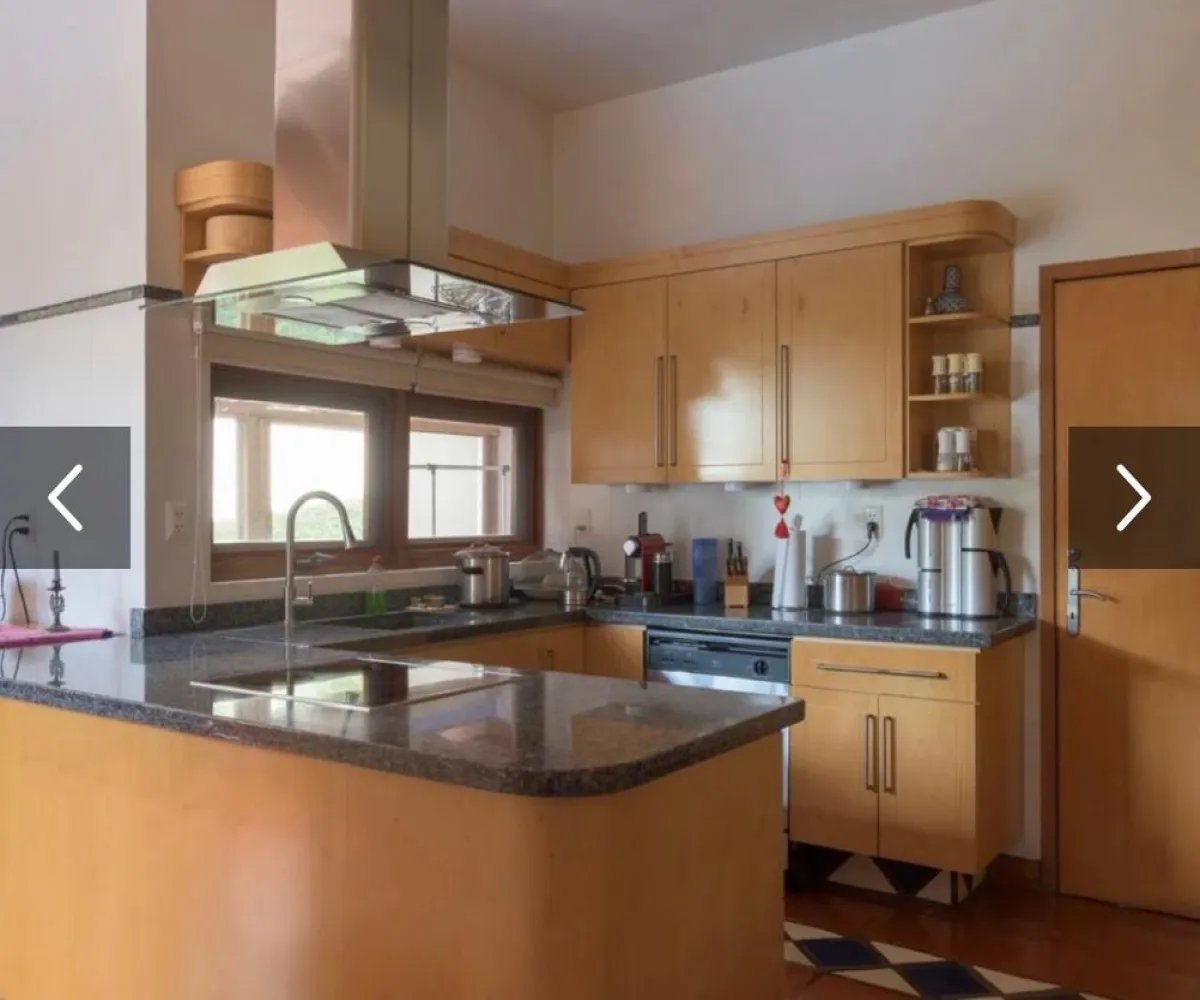 Casa En Venta,Bosques de Chapultepec S/N, Zapopan, Jalisco 45189, 4 Habitaciones,3 Baños,Bosques de Chapultepec,1,paVvtDW