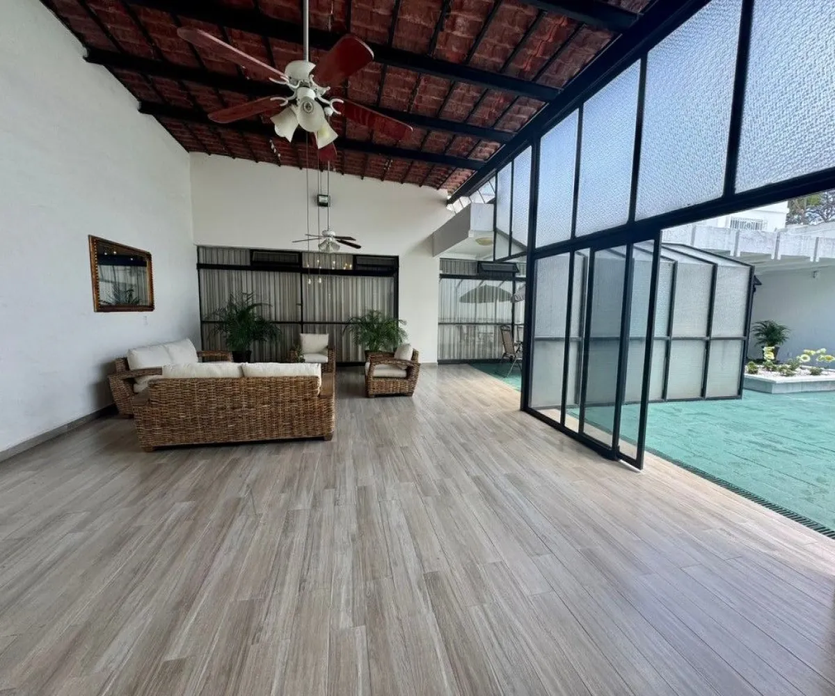 Casa En Venta,Vallarta Norte,Calle Juana de Arco 131, Guadalajara, Jalisco 44690, 6 Habitaciones,3 Baños,Calle Juana de Arco,2,pZY4OyM