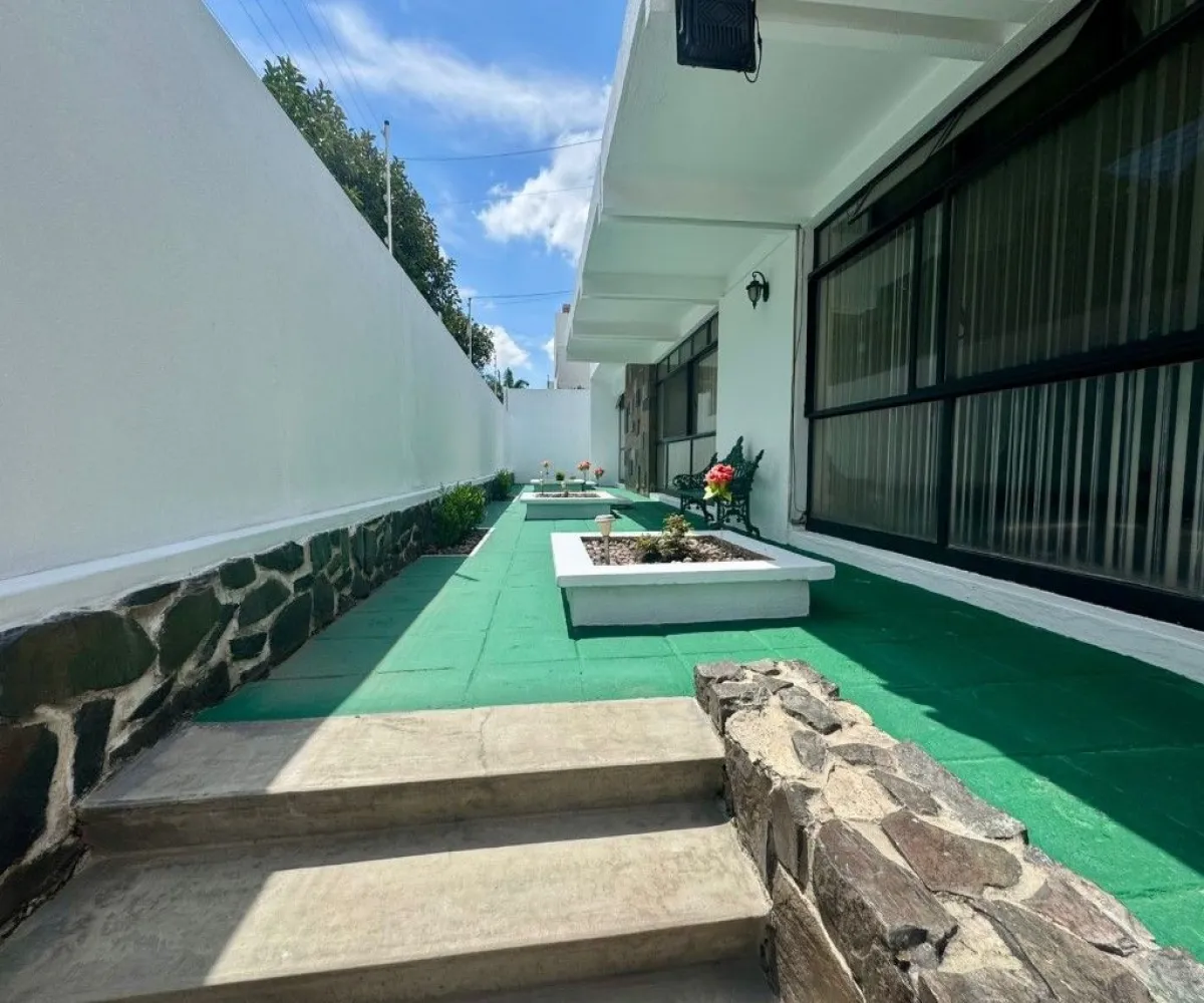 Casa En Venta,Vallarta Norte,Calle Juana de Arco 131, Guadalajara, Jalisco 44690, 6 Habitaciones,3 Baños,Calle Juana de Arco,2,pZY4OyM