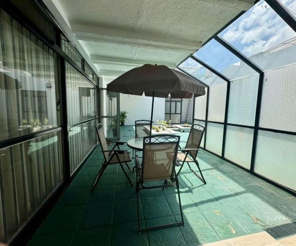 Casa En Venta,Vallarta Norte,Calle Juana de Arco 131, Guadalajara, Jalisco 44690, 6 Habitaciones,3 Baños,Calle Juana de Arco,2,pZY4OyM