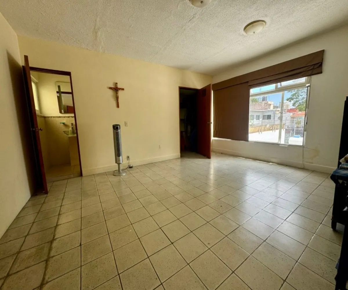 Casa En Venta,Vallarta Norte,Calle Juana de Arco 131, Guadalajara, Jalisco 44690, 6 Habitaciones,3 Baños,Calle Juana de Arco,2,pZY4OyM