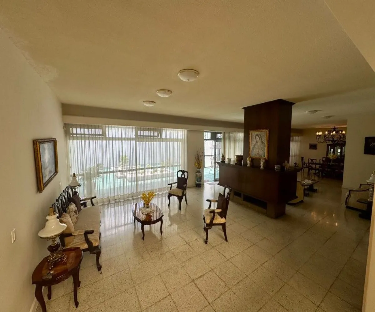 Casa En Venta,Vallarta Norte,Calle Juana de Arco 131, Guadalajara, Jalisco 44690, 6 Habitaciones,3 Baños,Calle Juana de Arco,2,pZY4OyM