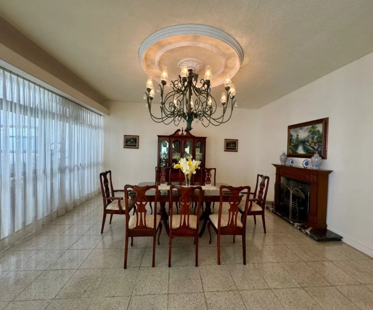 Casa En Venta,Vallarta Norte,Calle Juana de Arco 131, Guadalajara, Jalisco 44690, 6 Habitaciones,3 Baños,Calle Juana de Arco,2,pZY4OyM