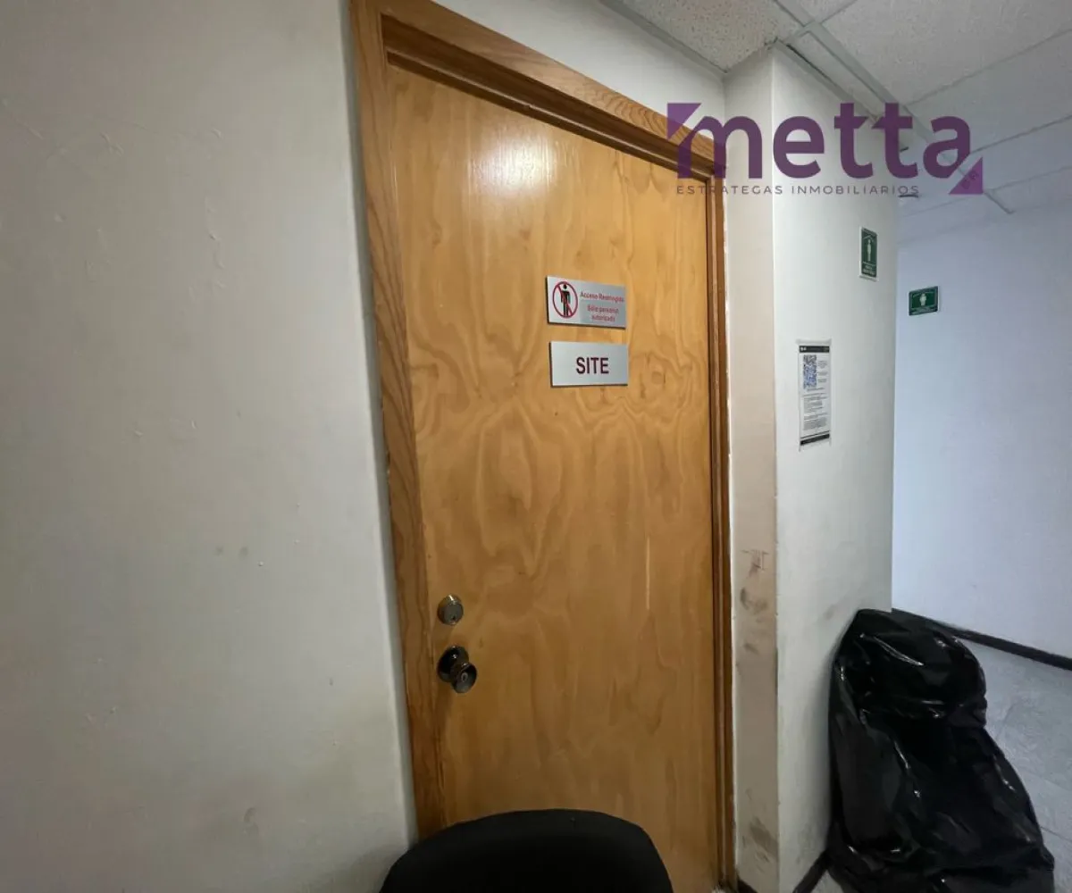 Local En Renta,Colomos Providencia,Avenida Patria 1725, Guadalajara, Jalisco 44660,1 Baño,Avenida Patria,1,puYcLMH
