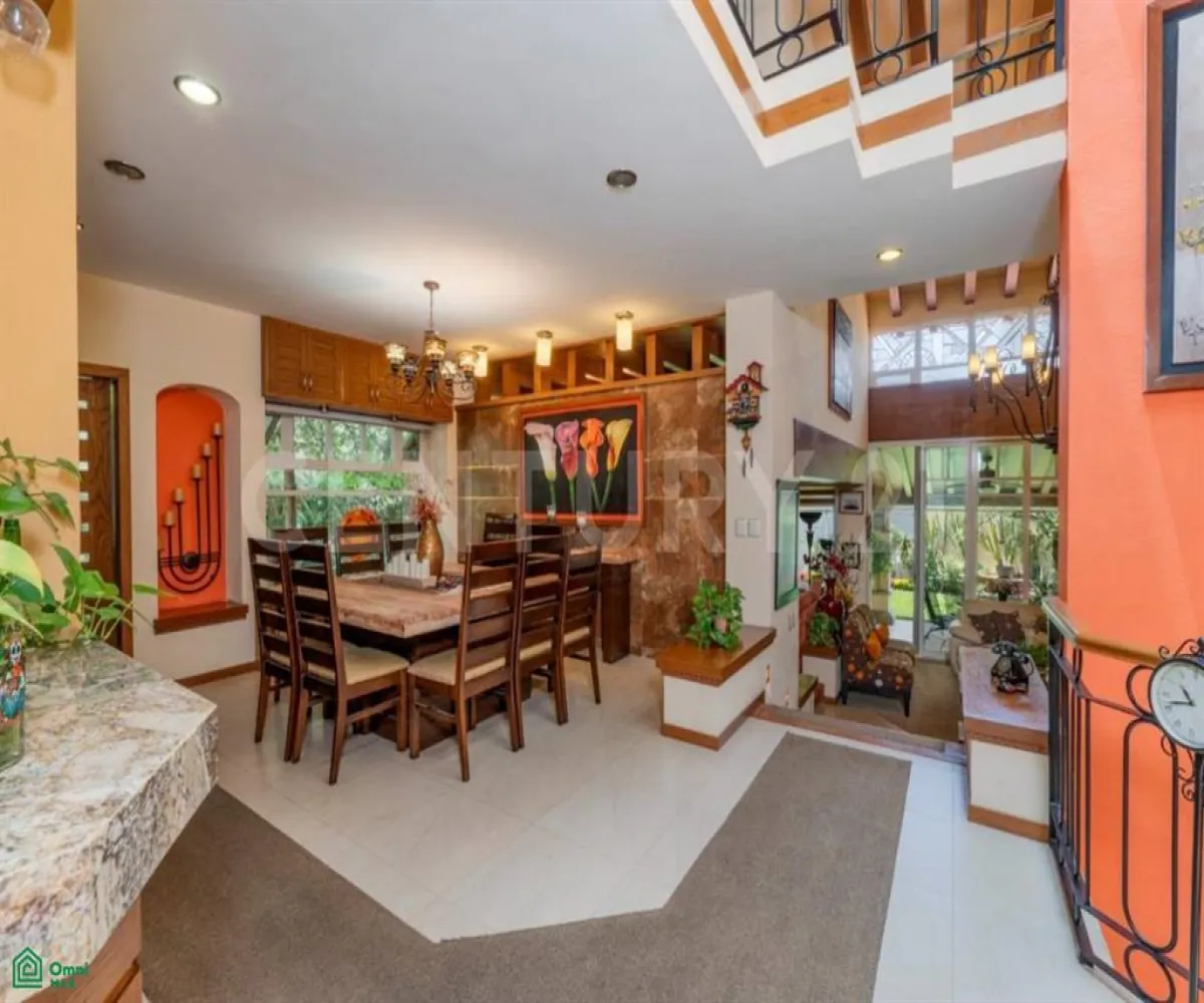 Casa En Venta,Bugambilias,avenida azaleas 528, Zapopan, Jalisco 45230, 3 Habitaciones,4 Baños,avenida azaleas,3,MX251013627