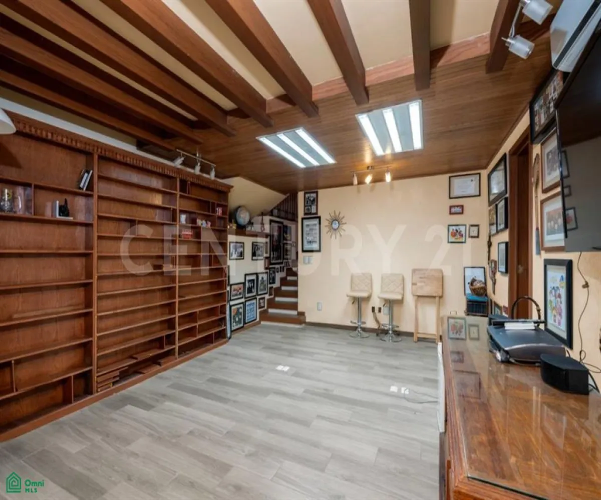 Casa En Venta,Bugambilias,avenida azaleas 528, Zapopan, Jalisco 45230, 3 Habitaciones,4 Baños,avenida azaleas,3,MX251013627