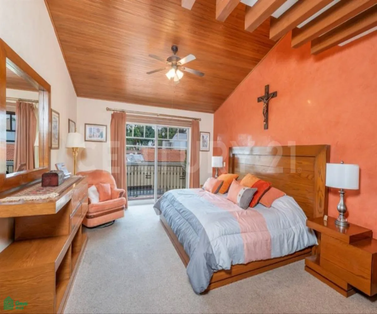 Casa En Venta,Bugambilias,avenida azaleas 528, Zapopan, Jalisco 45230, 3 Habitaciones,4 Baños,avenida azaleas,3,MX251013627