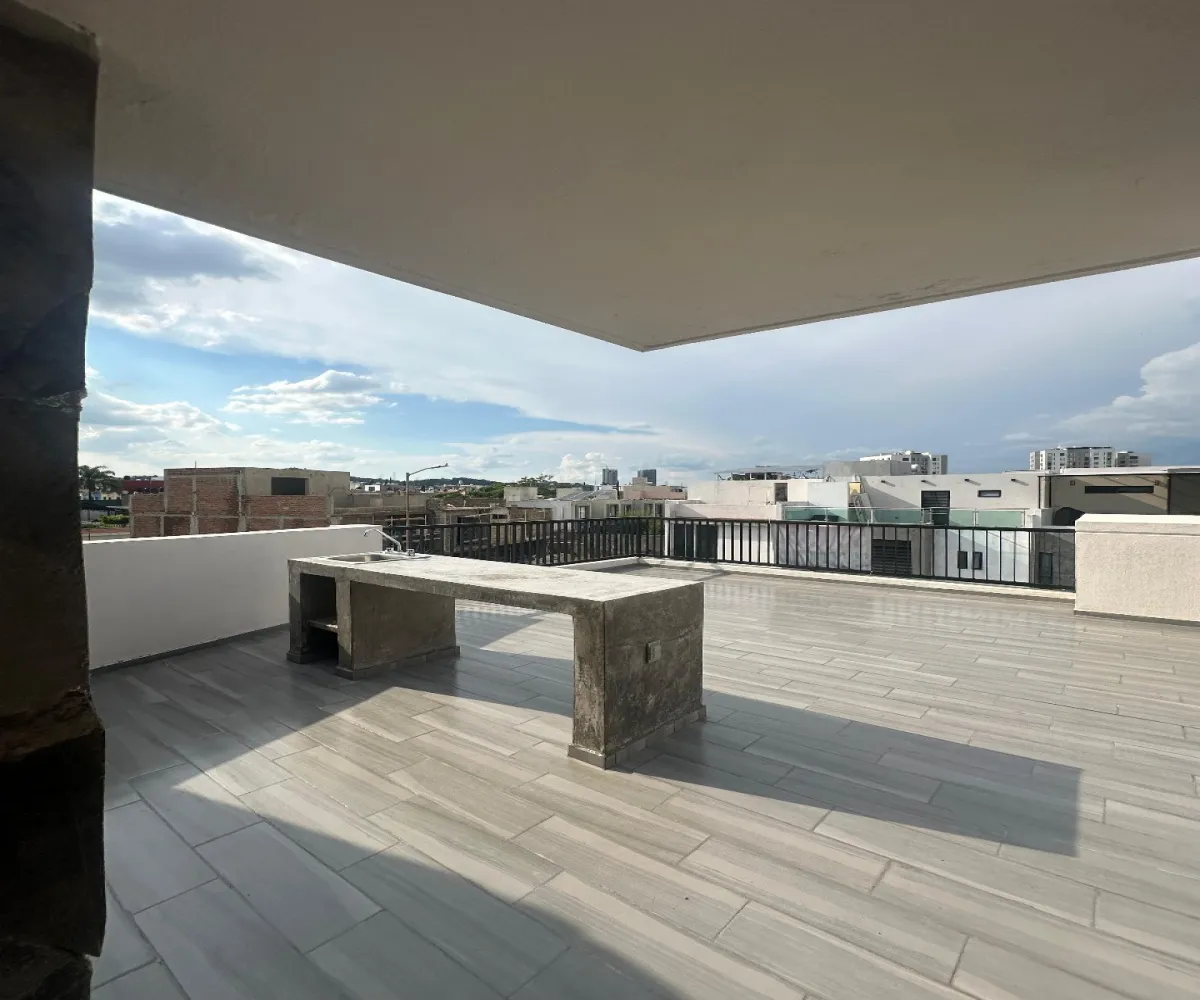 Casa En Venta,Real de Valdepeñas,C. Talavera Pte 3363 84, Zapopan, Jalisco 45130, 4 Habitaciones,3 Baños,Boreales 2,C. Talavera Pte,723248