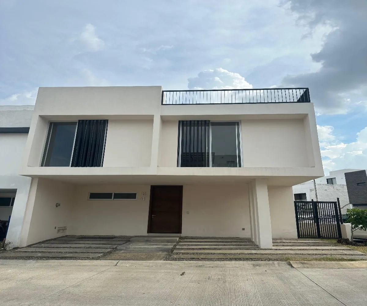 Casa En Venta,Real de Valdepeñas,C. Talavera Pte 3363 84, Zapopan, Jalisco 45130, 4 Habitaciones,3 Baños,Boreales 2,C. Talavera Pte,723248