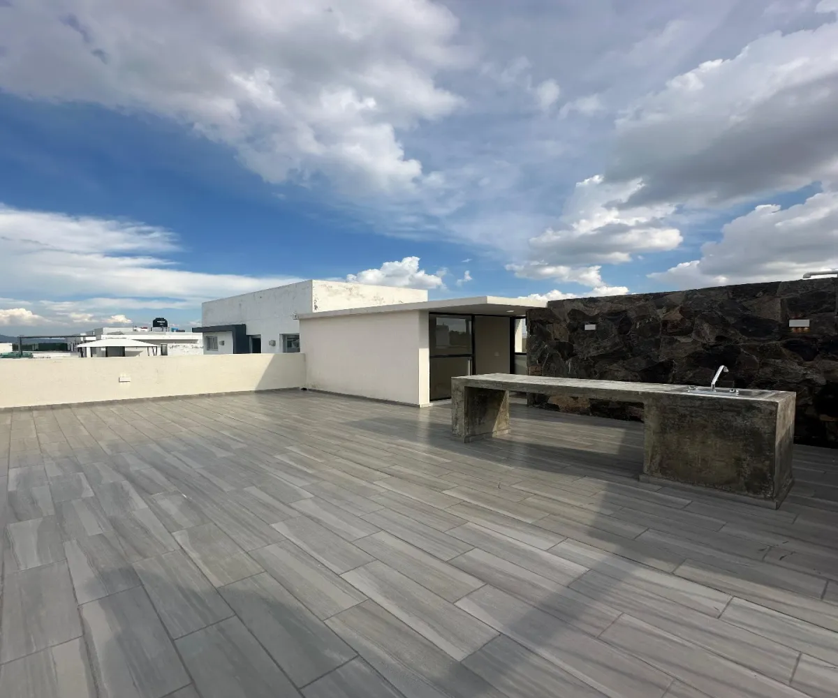 Casa En Venta,Real de Valdepeñas,C. Talavera Pte 3363 84, Zapopan, Jalisco 45130, 4 Habitaciones,3 Baños,Boreales 2,C. Talavera Pte,723248