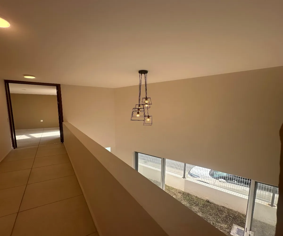 Casa En Venta,Real de Valdepeñas,C. Talavera Pte 3363 84, Zapopan, Jalisco 45130, 4 Habitaciones,3 Baños,Boreales 2,C. Talavera Pte,723248