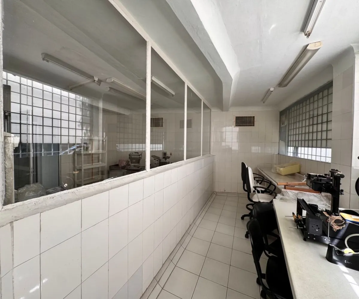 Edificio En Venta,Loma Bonita,Calle 3 50, Zapopan, Jalisco 45086,4 Baños,Calle 3,1,pdRyWn1