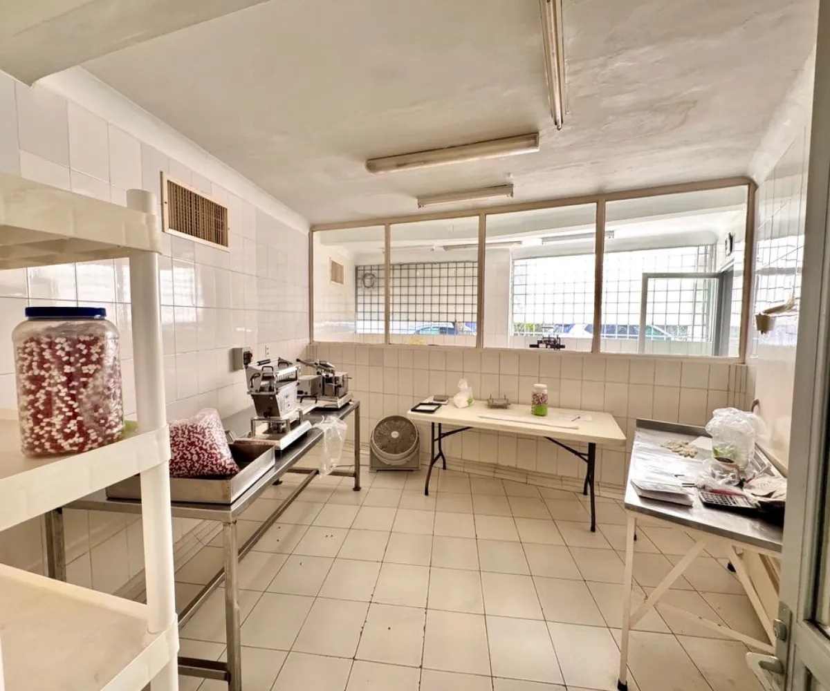 Edificio En Venta,Loma Bonita,Calle 3 50, Zapopan, Jalisco 45086,4 Baños,Calle 3,1,pdRyWn1