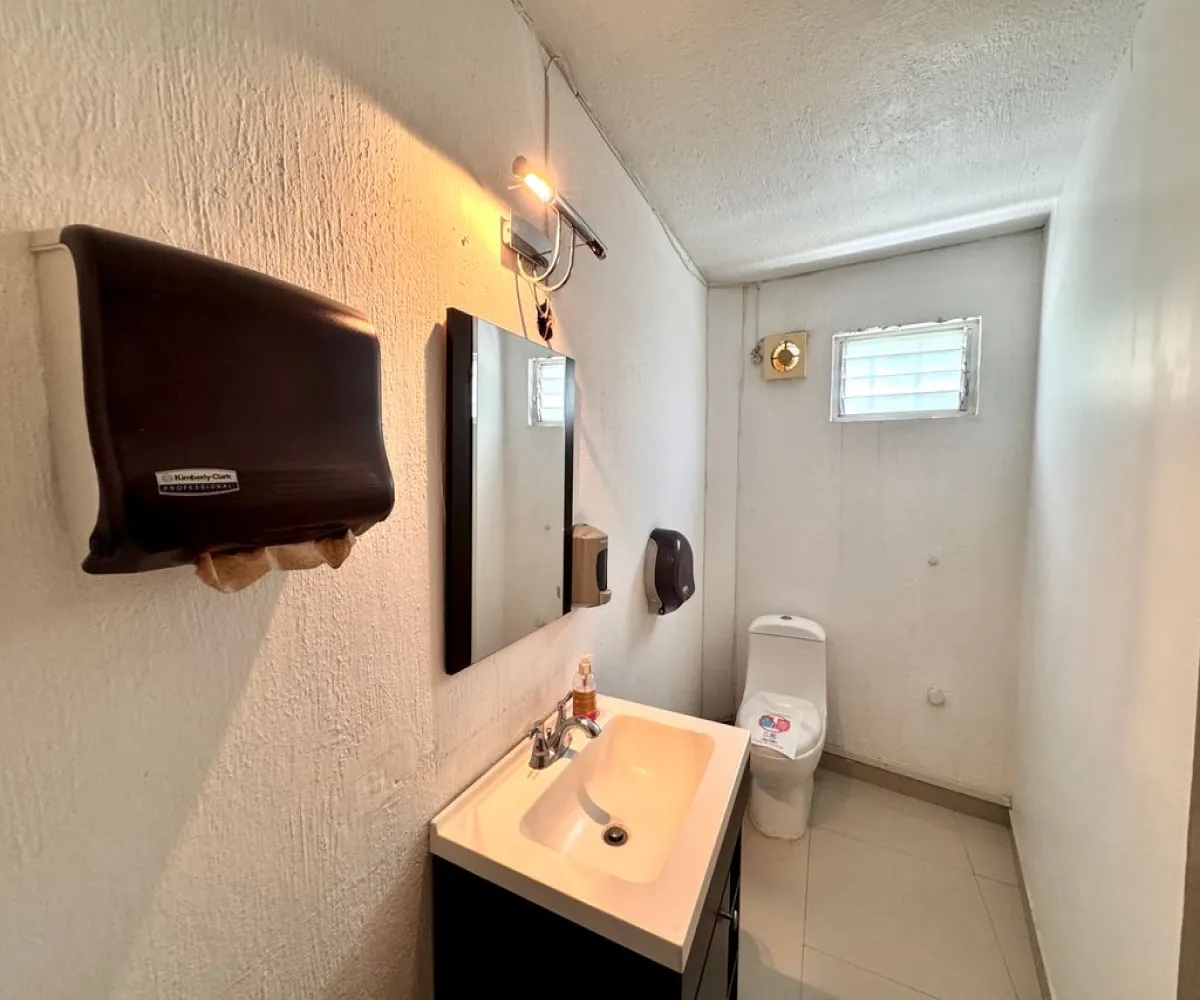 Edificio En Venta,Loma Bonita,Calle 3 50, Zapopan, Jalisco 45086,4 Baños,Calle 3,1,pdRyWn1