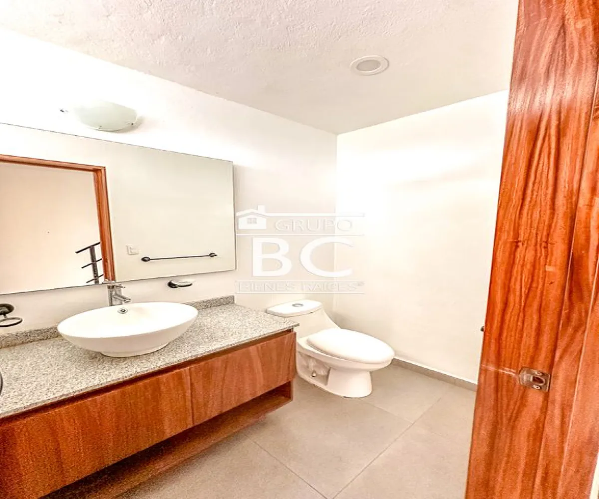 Casa En Venta,san agustin,Avenida Adamar 1185 92, Tlajomulco de Zúñiga, Jalisco 45645, 3 Habitaciones,3 Baños,Avenida Adamar,1,prlYra8