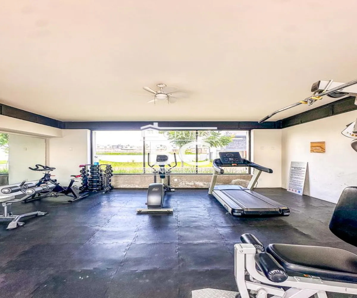 Casa En Venta,san agustin,Avenida Adamar 1185 92, Tlajomulco de Zúñiga, Jalisco 45645, 3 Habitaciones,3 Baños,Avenida Adamar,1,prlYra8