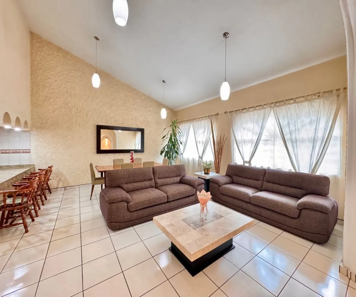 Casa En Venta,Privada Cerrada Matamoros Sur 63, Tlajomulco de Zúñiga, Jalisco 45645, 3 Habitaciones,2 Baños,Privada Cerrada Matamoros Sur,1,p2I84a4