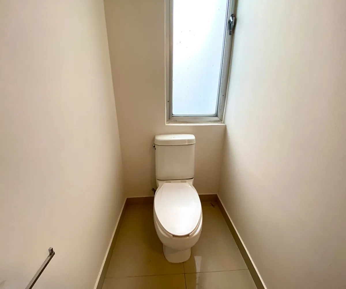 Casa En Renta,Solares Residencial,Avenida Paseo de La Luna 300 21, Zapopan, Jalisco 45019, 3 Habitaciones,2 Baños,Avenida Paseo de La Luna,1,pigjddQ