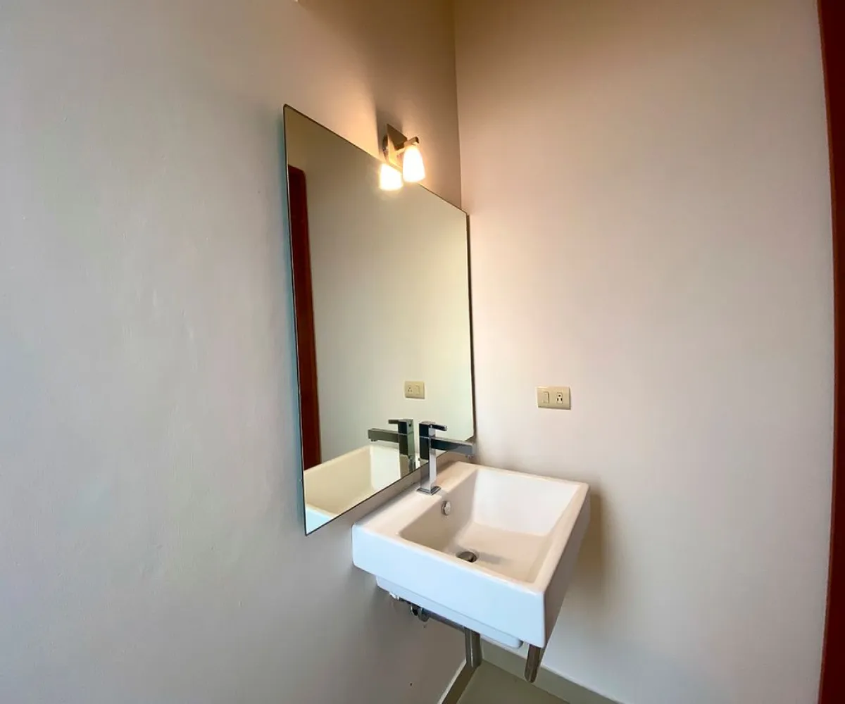 Casa En Renta,Solares Residencial,Avenida Paseo de La Luna 300 21, Zapopan, Jalisco 45019, 3 Habitaciones,2 Baños,Avenida Paseo de La Luna,1,pigjddQ